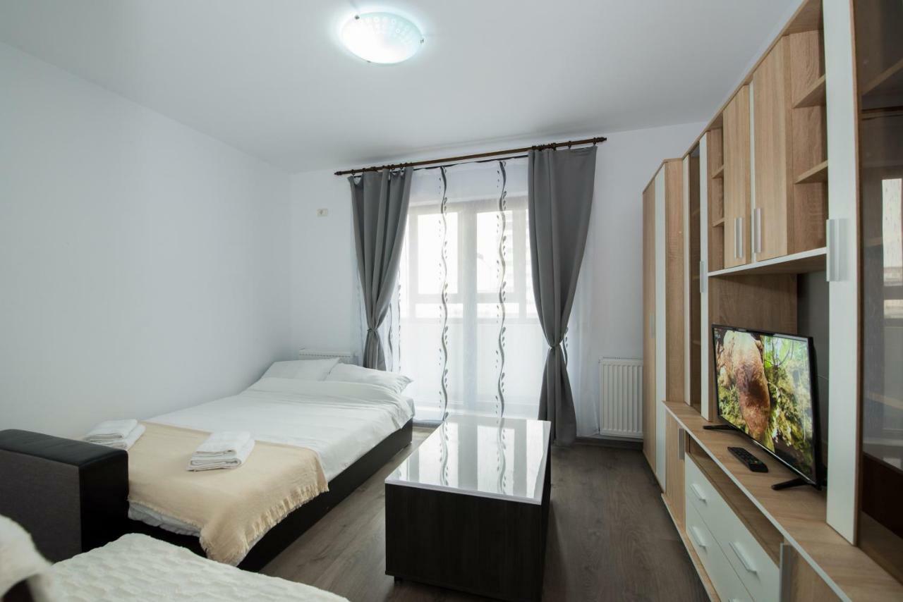 Apartamento Rezident Militari Chiajna Exterior foto